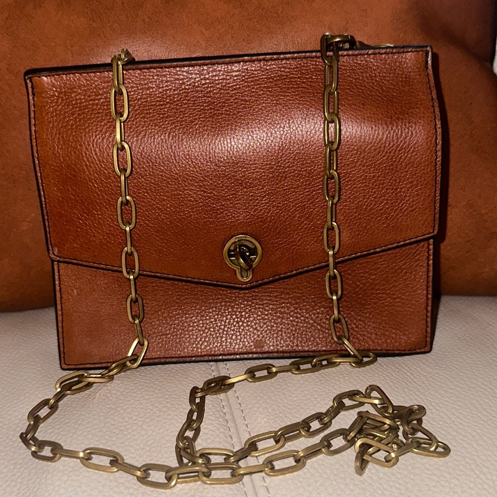 Fossil Stevie Chain Crossbody